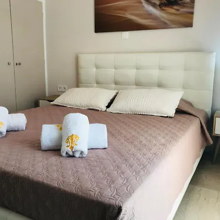 Luxury In The Center Διαμέρισμα *